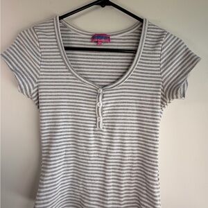 Edikted White and Gray Striped Short Sleeve Henley Tee
